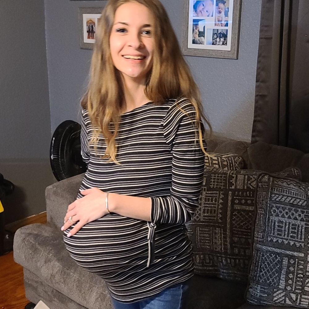 Maternity shirt